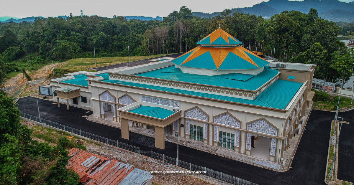 Konsep Unik 'Baruk' Bidayuh, Masjid Darul Makmur Nama Rasmi Masjid Di Serian