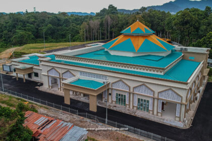 Konsep Unik 'Baruk' Bidayuh, Masjid Darul Makmur Nama Rasmi Masjid Di Serian