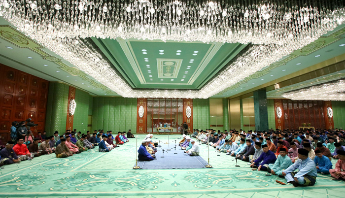 Tadarus Diraja, Tradisi Membaca Al-Quran Di Istana Sultan Brunei di Bulan Ramadan