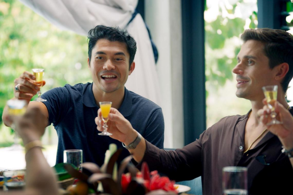 Henry Golding Dan Antoni Porowski Teroka Budaya Iban Dalam ‘No Taste Like Home Di Disney+