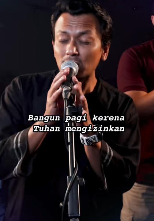 Faizal Tahir Pukau Warga Sarawak, Nyanyi 'Orang Kampung' Versi Iban Dan Melayu Sarawak
