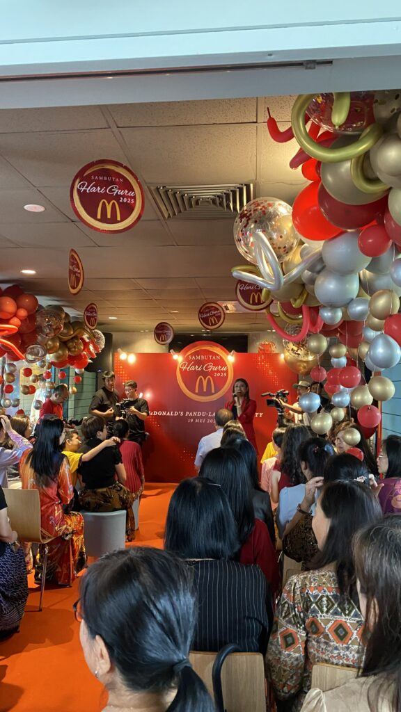 McDonald Metro City Kuching Meriahkan Sambutan Hari Guru Bersama Warga Pendidik Chung Hua 4