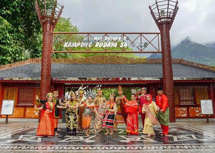 Kampung Budaya Sarawak Tawar Kemasukan Percuma Hujung Bulan Ini