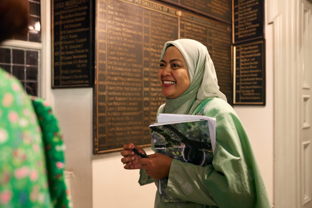 Pensyarah UMS Gigih Lindungi Gajah Borneo, Dr. Farina Terima Anugerah Whitley 2025