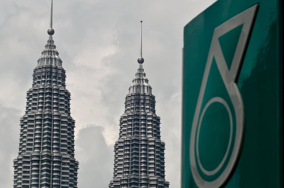 Sarawak Keluarkan Notis Undang-Undang Atas Petronas Carigali, Ini yang Anda Perlu Tahu