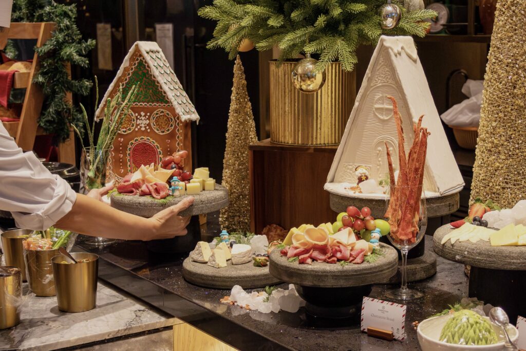 Sheraton Kuching Lancar Pakej Krismas 'The Whimsical Wonderland'