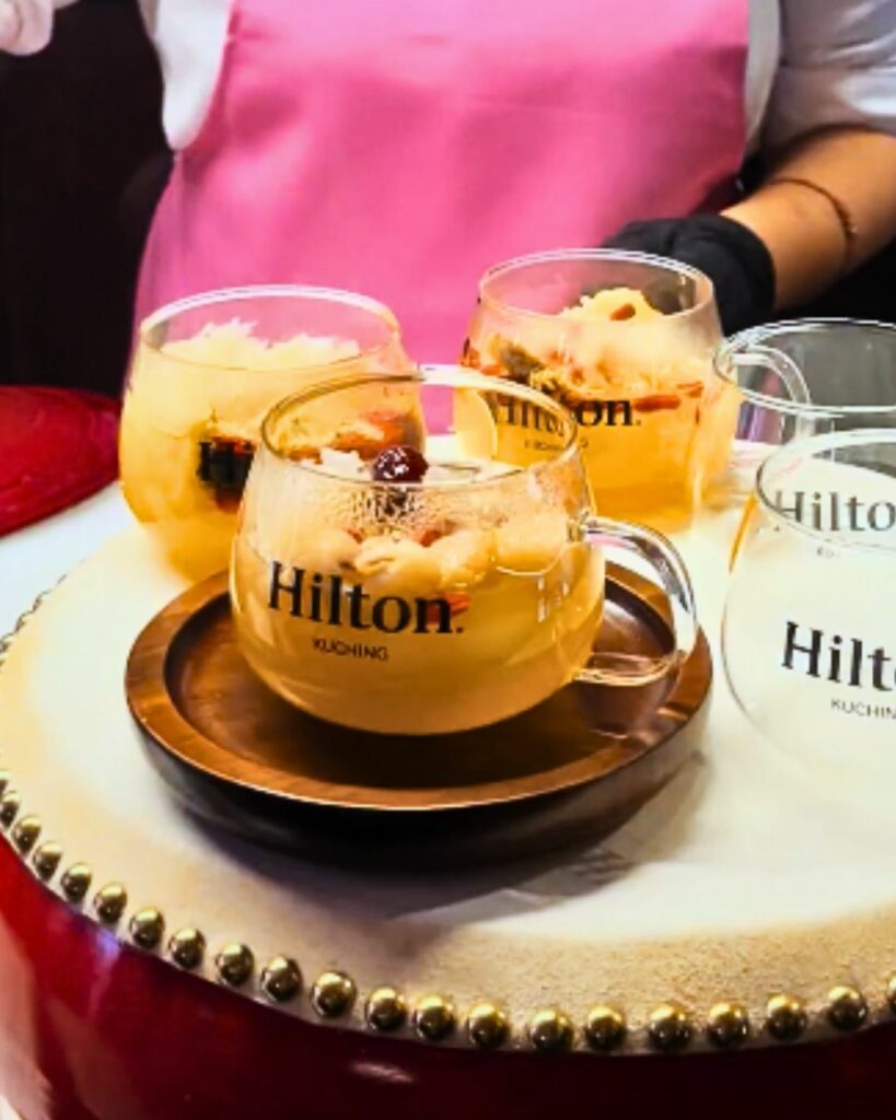 Hilton Kuching Bawakan Bufet Inspirasi Xian Ke Tebingan Sungai Sarawak