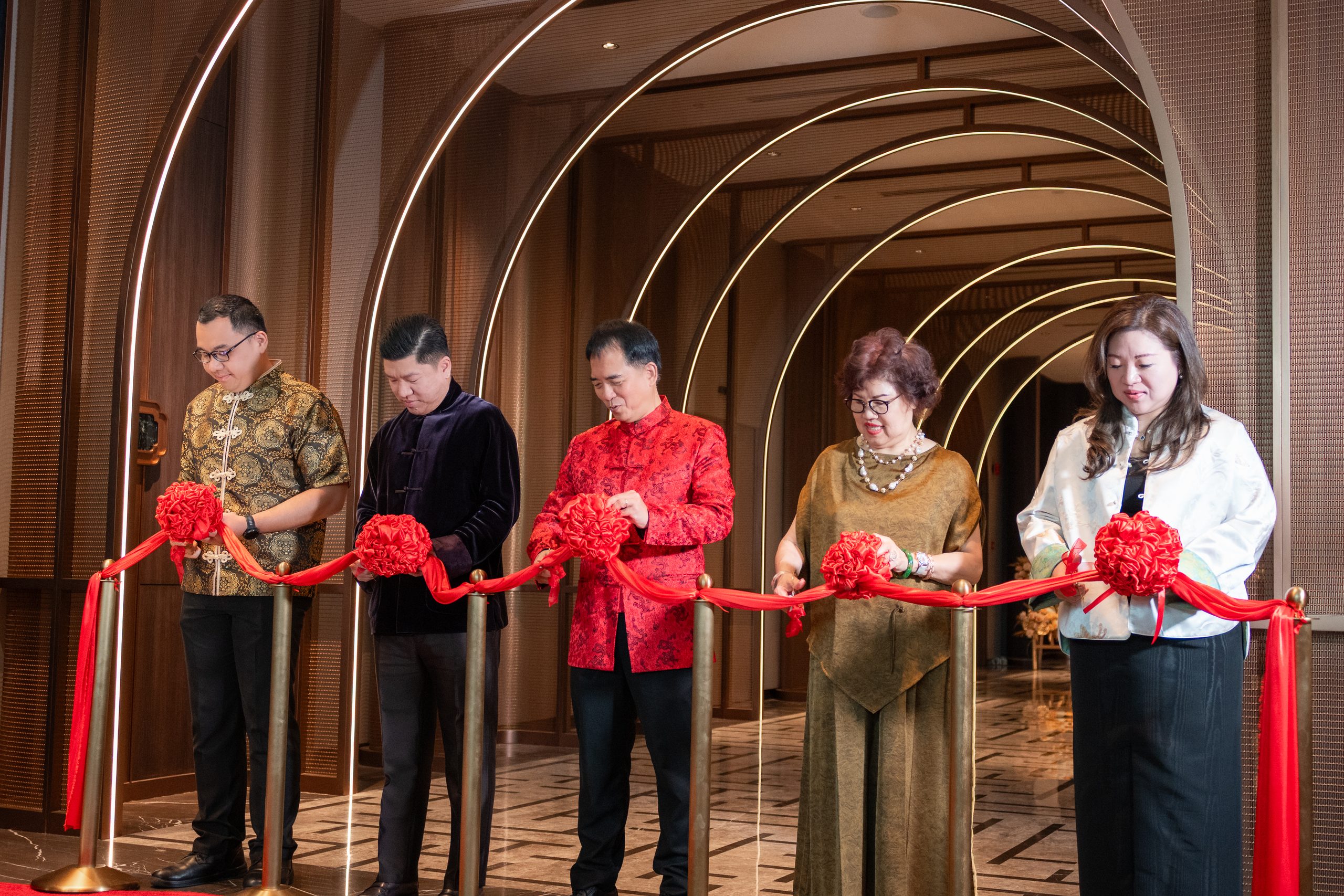 Pullman Kuching Buka Semula Nu Er Hong, Restoran Cina Halal Premium Berinspirasikan Pantai China