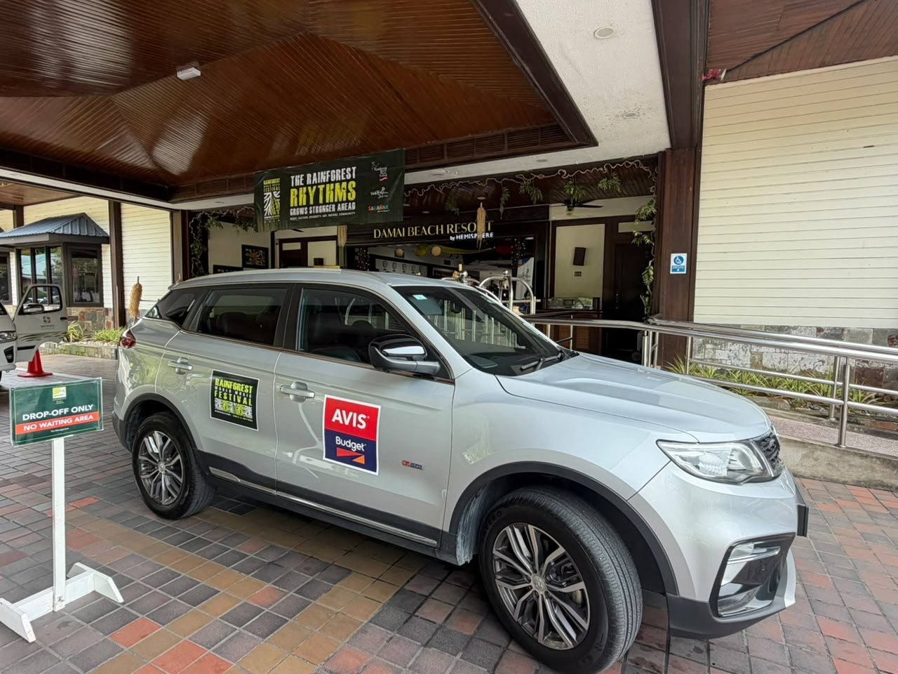 Avis dan Budget Malaysia Tawar Pilihan Pandu Sendiri Yang Fleksibel Untuk Anda Teroka Sarawak